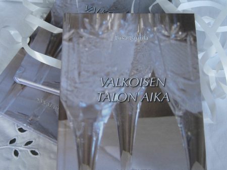 Valkoisen talon aika Supply